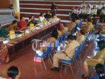 pertemuan-komisi-iv-dprd-bali-dengan-bidan-ptt.jpg