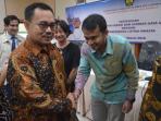 pertemuan-menteri-esdm-sudirman-said-dan-sejumlah-pengembang-listrik-swasta_20160305_155658.jpg