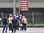 perwakilan-delegasi-fifa-meninjau-stadion-manahan-solo.jpg
