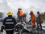 pesawat-jatuh-di-nepal-pilot-satu-satunya-yang-selamat_20240724_200740.jpg