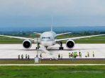 pesawat-kargo-boeing-777-freighter-qatar-airways.jpg