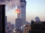 pesawat-komersial-yang-dibajak-menabrak-world-trade-center-di-new-york.jpg
