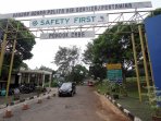 pesawat-latih-jatuh-di-pondok-cabe_20150507_191927.jpg