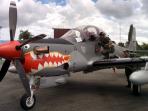 pesawat-tempur-super-tucano-mendarat-di-lanud-syamsudin-noor-banjarbaru_2_20151214_142823.jpg