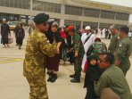 pesawat-tni-berhasil-evakuasi-300-wni-dari-jizan_20150407_153649.jpg