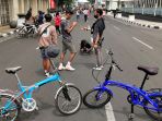 pesepeda-ramai-di-jalan-asia-afrika-waktu-penutupan-sementara_20200920_192421.jpg