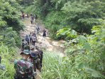 peserta-ekspedisi-nkri-papua-barat-latihan-praktek-lapangan_20160120_124601.jpg