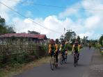 peserta-jelajah-sepeda-kompas_1_20160815_103053.jpg