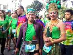 peserta-lomba-milo-jakarta-internasional-10k-pakai-kemben_20160724_114933.jpg