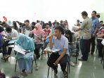 peserta-ujian-masuk-perguruan-tinggi_20160601_173234.jpg