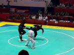pesilat-aji-bangkit-pamungkas-vs-sheik-ferdous-sheik-alauddin_20180827_144444.jpg
