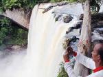 pesona-air-terjun-banangar-landak.jpg