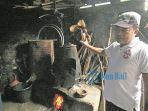 petani-arak-warga-desa-tri-eka-bhuana.jpg