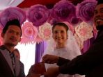 petani-banjarnegara-nikahi-bule-asal-ceko-cara-komunikasinya-tak-biasa_20180818_091428.jpg