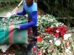 petani-buang-bunga.jpg