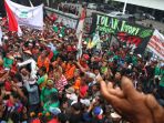 petani-tembakau-demo_20170117_154004.jpg