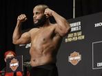 petarung-terkuat-ufc-daniel-cormier-maklumi-tindakan-khabib-nurmagomedov_20181010_140927.jpg