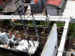 petugas-app-pln-memeriksa-panel-gardu-induk-150-kv-mampang_20161004_123638.jpg