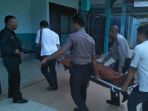 petugas-evakuasi-korban-bunuh-diri_20180510_114942.jpg