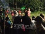 petugas-gabungan-kota-kediri-membubarkan-pertandingan-bola-voli-yan.jpg