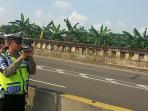 petugas-kepolisian-dari-direktorat_20160402_213041.jpg