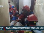 Pria Obesitas Berbobot 200 Kg Dievakuasi Petugas Damkar dari Ruko di Gambir Jakarta Pusat