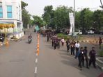 petugas-pengamanan-jakarta-fair_20170706_201350.jpg
