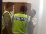petugas-pergoki-karyawan-bandara-sams-bawa-jam-tangan-diduga-hasil-kejahatan_20160107_121921.jpg