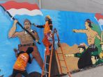 petugas-ppsu-melukis-tokoh-pahlawan-sambut-hut-ri-ke-75_20200807_140710.jpg