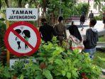 petugas-satpol-pp-menggiring-sepasang-abg.jpg