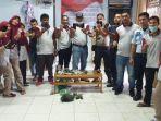 petugas-sipir-cabang-rutan-lhoksukon-razia-kamar-napi.jpg
