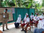 petugas-tps-03-di-desa-karanganyar-kecamatan-tirto-kabupaten-pekalongan.jpg