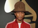pharrell-williams-grammy_20150209_131533.jpg