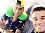 philippe-coutinho-kembali-ke-liverpool-untuk-reuni-dengan-roberto-firminho.jpg