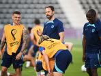 piala-dunia-2022-persiapan-timnas-inggris-di-qatar_20221120_215136.jpg