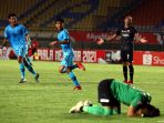 piala-menpora-persela-lamongan-vs-madura-united-imbang-1-1_20210401_212325.jpg