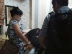 pihak-keimigrasian-kelas-i-jakarta-utara-saat-melaksanakan-operasi-warga-asing_20170519_143517.jpg