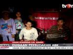 pihak-keluarga-ar-satu-di-antara-tiga-abk-yang-jasadnya-dilarung-ke-laut.jpg