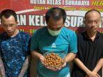 pil-koplo-dalam-bumbu-pecel.jpg