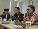 pimpinan-dpr-sambangi-tribun.jpg