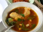 pindang-patin-bu-ucha-di-palembang_20150526_124838.jpg
