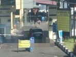 pintu-masuk-polrestabes-surabaya_20180515_085449.jpg