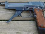 pistol-baretta_20150118_175259.jpg