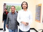 piyu-datangi-polsek-menteng_20151008_002301.jpg