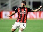 playmaker-andalan-klub-ac-milan-hakan-calhanoglu.jpg