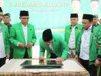 plt-ketua-umum-ppp-muhammad-mardiono-saat-meresmikan-kantor-dpc-ppp-kabupaten-gresik.jpg