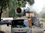 pmi-melakukan-penyemprotan-disinfektan-di-asrama-brimob.jpg