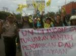 pmii-maros-unjuk-rasa-di-hari-pendidikan-nasional.jpg