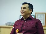 podcast-tribun-network-dengan-dirjen-imigrasi-silmy-karim_20230301_184302.jpg
