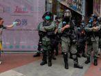 polisi-anti-huru-hara-bersiaga-di-berbagai-sudut-kota-hong-kong.jpg